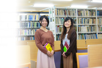 新潟産業大学附属図書館