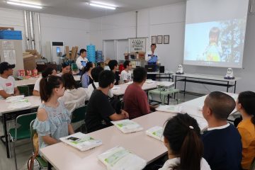 留学生が株式会社ブルボン柏崎工場を見学しました 新潟産業大学