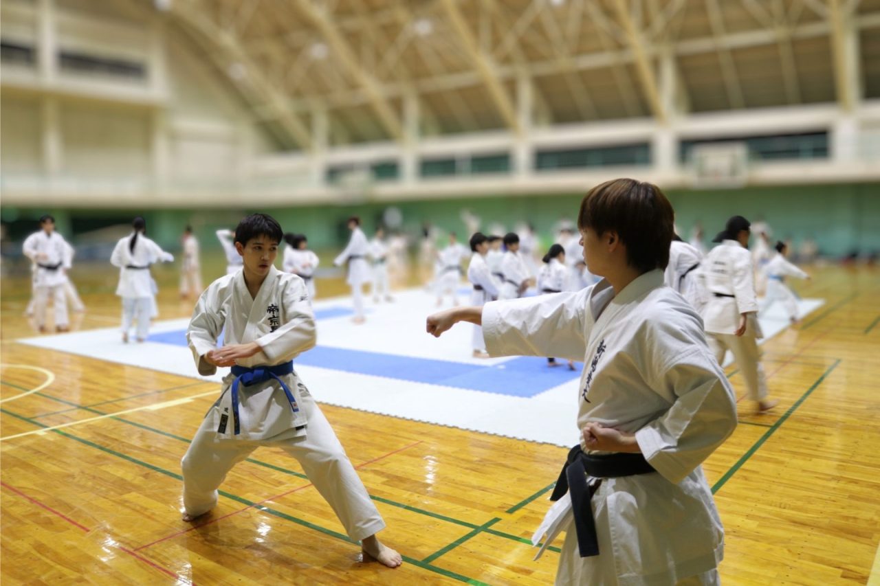 【空手道部】空手のレベルアップ講習会を開催しました！