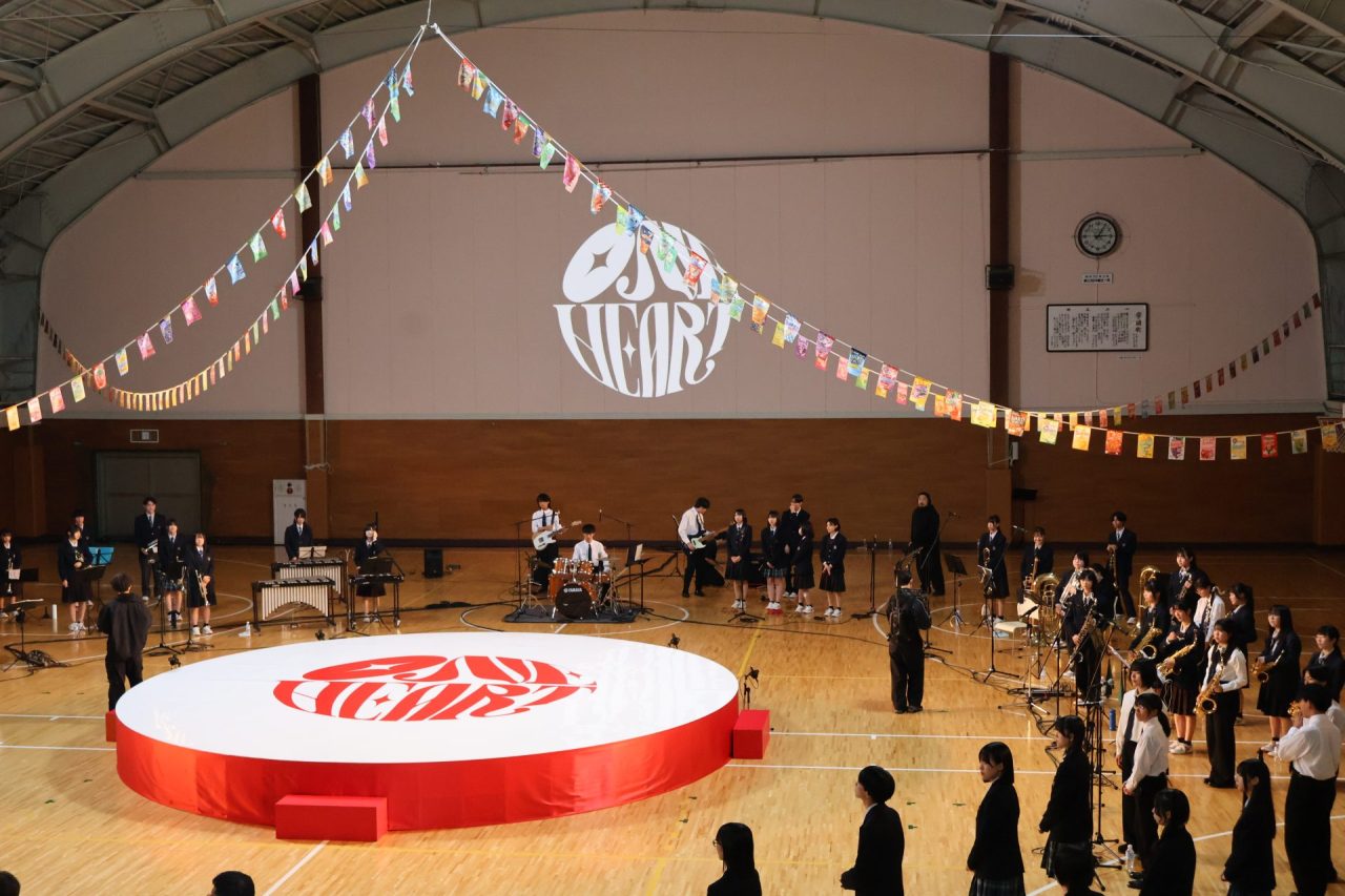 ブルボン「フェットチーネグミ」のCMに附属高校生が出演！